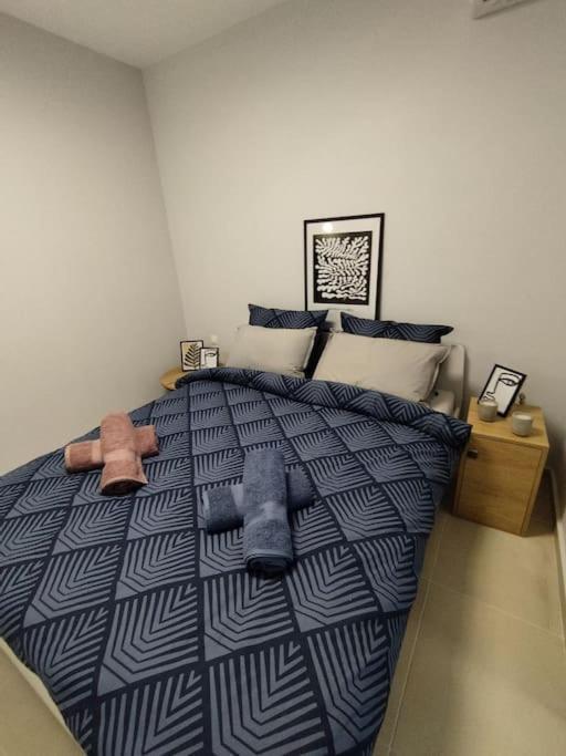 Floral Home 1 - Ground Floor Apt With Courtyard And Private Parking! Афіни Екстер'єр фото